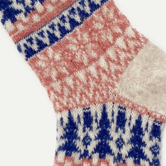 Snowflake Pattern Wool Cashmere Socks - Picture 7 of 8